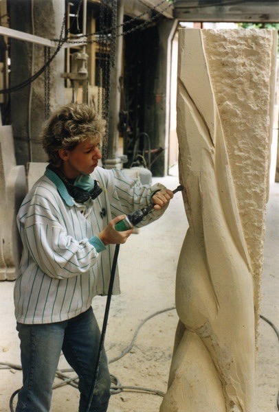 Œuvre sur mesure en sculpture pour clients en ville de France